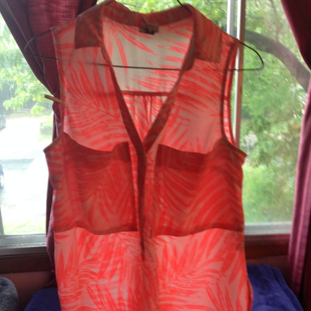 dynamite sleeveless button down blouse sz. small